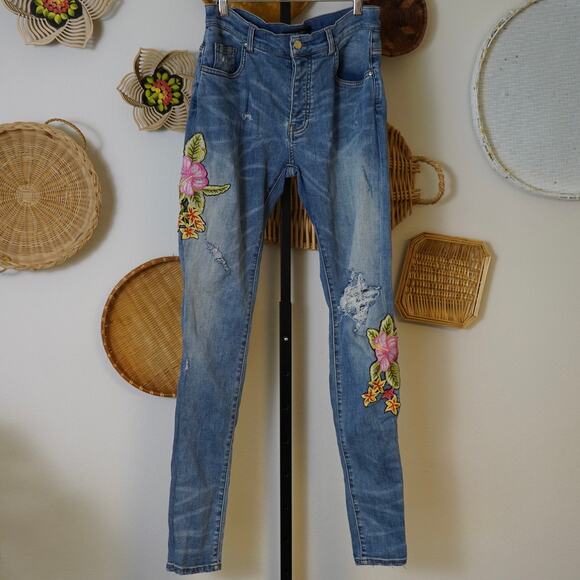 Amiri Distressed Flower Patch Denim Jeans Blue Womens Size 32 - Picture 1 of 11
